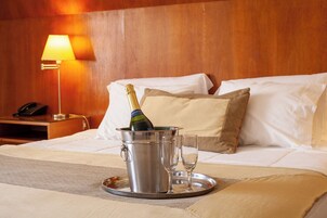 Superior Studio Suite, 1 King Bed