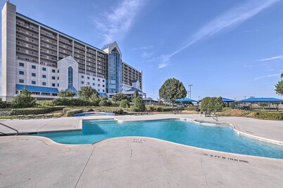 Shop & Dine: Fort Worth Condo w/ Racetrack Views!