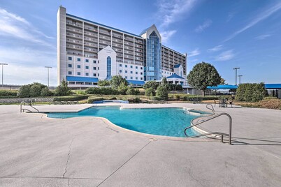 Shop & Dine: Fort Worth Condo w/ Racetrack Views!