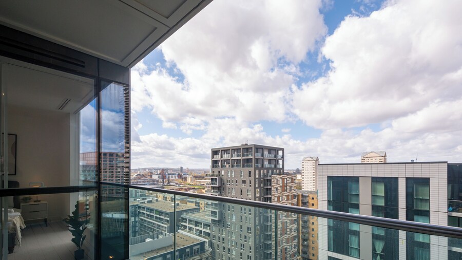 Stunning Serviced Apartment-Canary Wharf