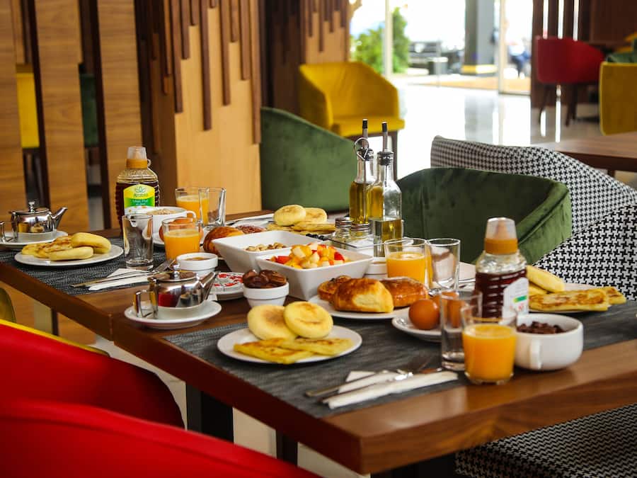 Free daily buffet breakfast