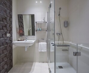 Towels - Azoka Suite by FeelFree Rentals (Donostia)