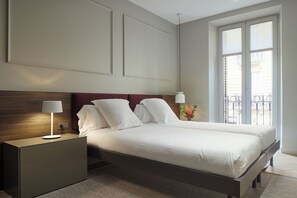 2 bedrooms, iron/ironing board, bed sheets - Azoka Suite by FeelFree Rentals (Donostia)