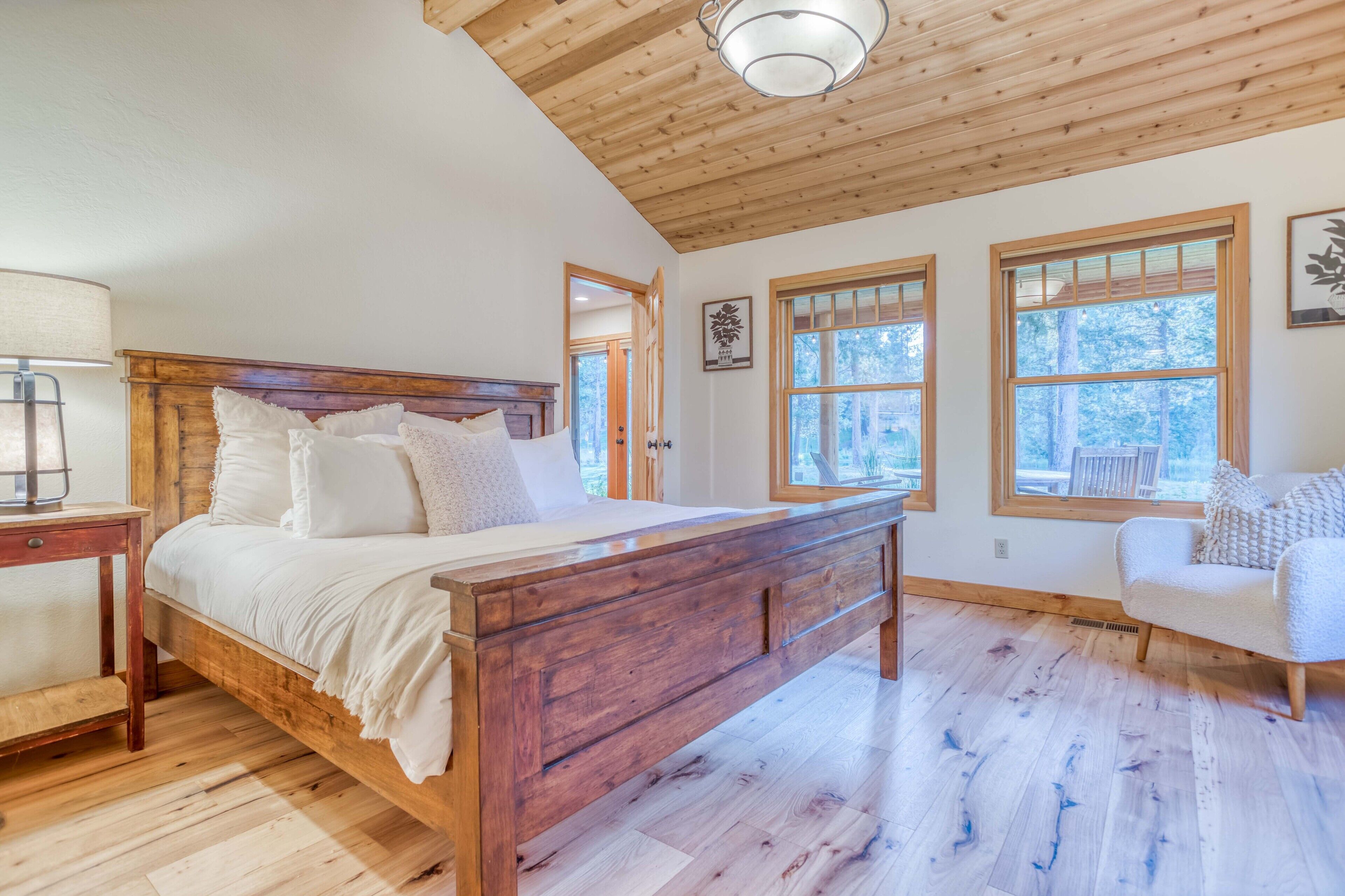 Settle Inn and relax by the riverfront at this Pet Friendly, Hot Tub Home..