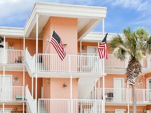 Exterior - Beachfront Penthouse “CaraCara” - Island Retreat152 (Port Aransas)