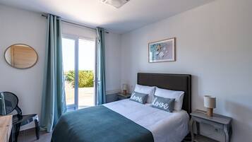 5 chambres, fer et planche Ă repasser, Wi-Fi gratuit, draps fournis