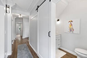 Hair dryer, towels - Village of Fairport - 2 BDRM w/Onsite Parking (Fairport)