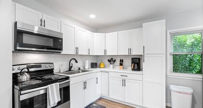 Village of Fairport - 2 BDRM w/Onsite Parking