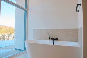 Free toiletries, bathrobes