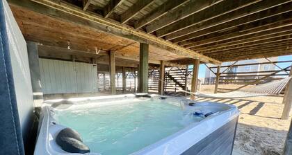 ⭐️2Min Walk to Ocean! Hot Tub! Huge New Deck! Quiet Road! Dogs! Open floorplan💥