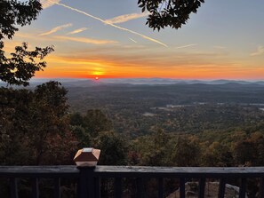 Property grounds - Mountain View Family Cabin (Gaylesville)