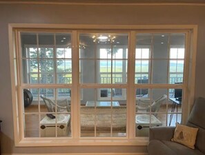Smart TV, video games, computer monitors