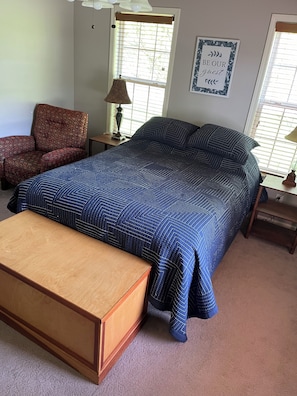 1 bedroom, desk, free WiFi, bed sheets - Mother-in-law’s Quarters (Selmer)