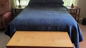 1 bedroom, desk, free WiFi, bed sheets