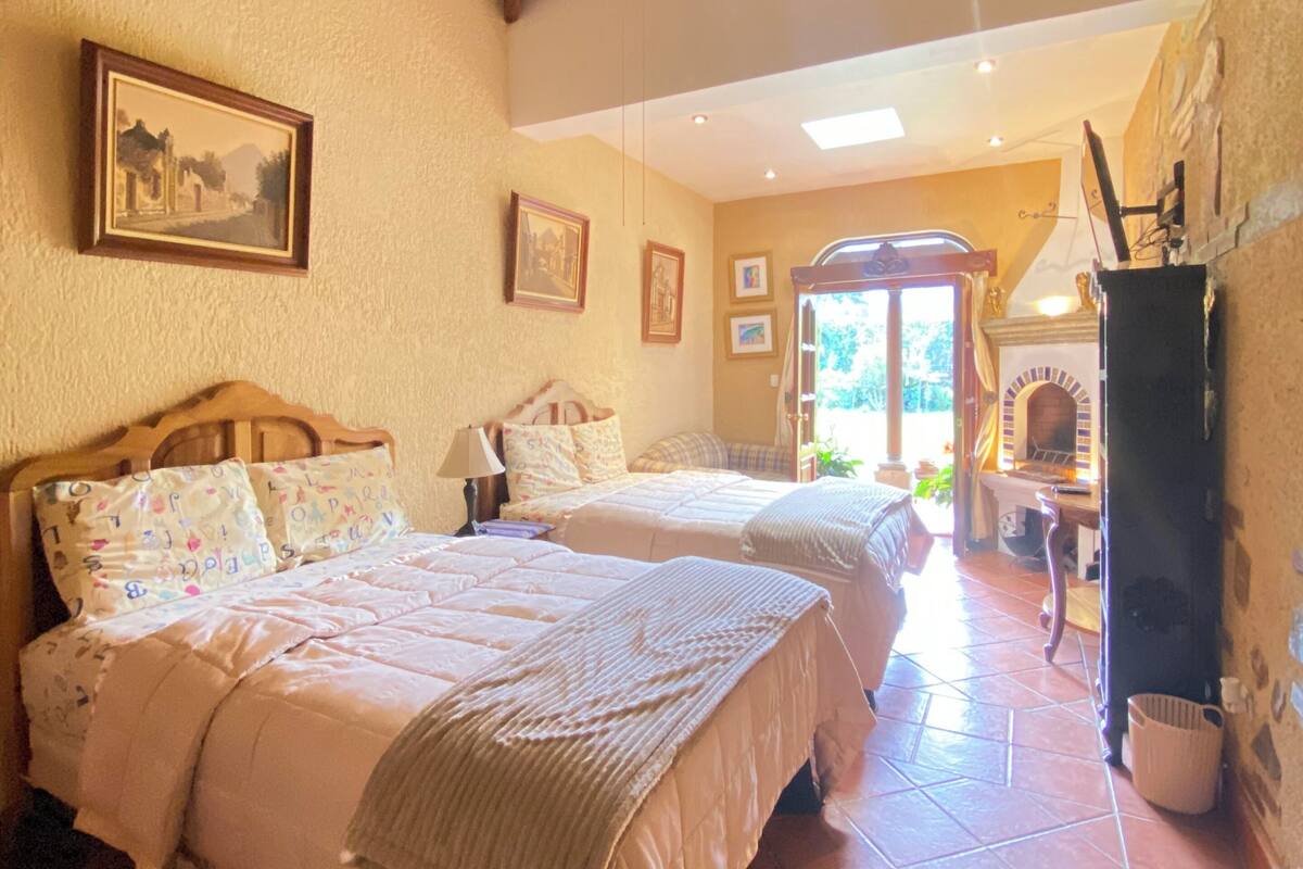 Economy Double Room | Down comforters, Select Comfort beds, WiFi (free)