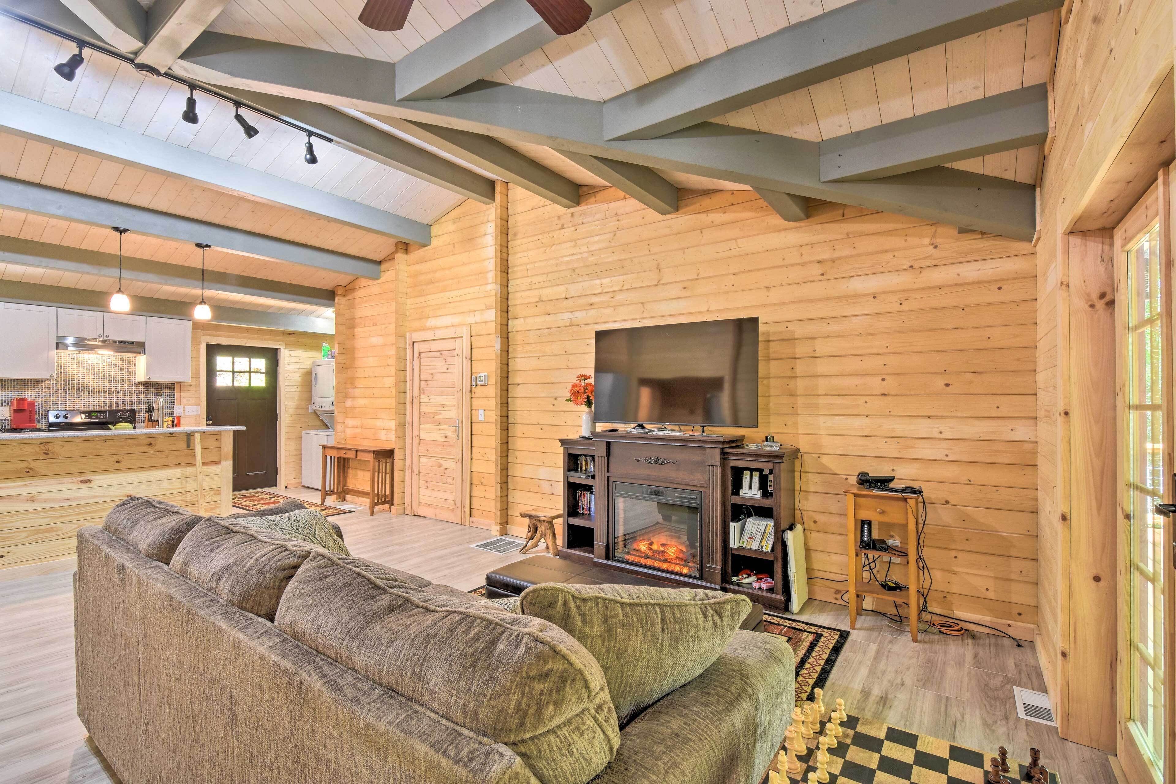 Secluded Otto Cabin w/ Fire Pit + Scenic Deck