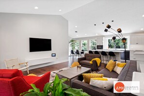 TV, fireplace, offices