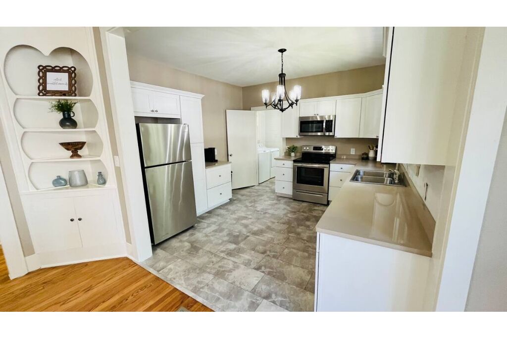 Montgomery House in Clarksville, AR