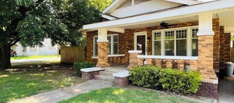 Montgomery House in Clarksville, AR