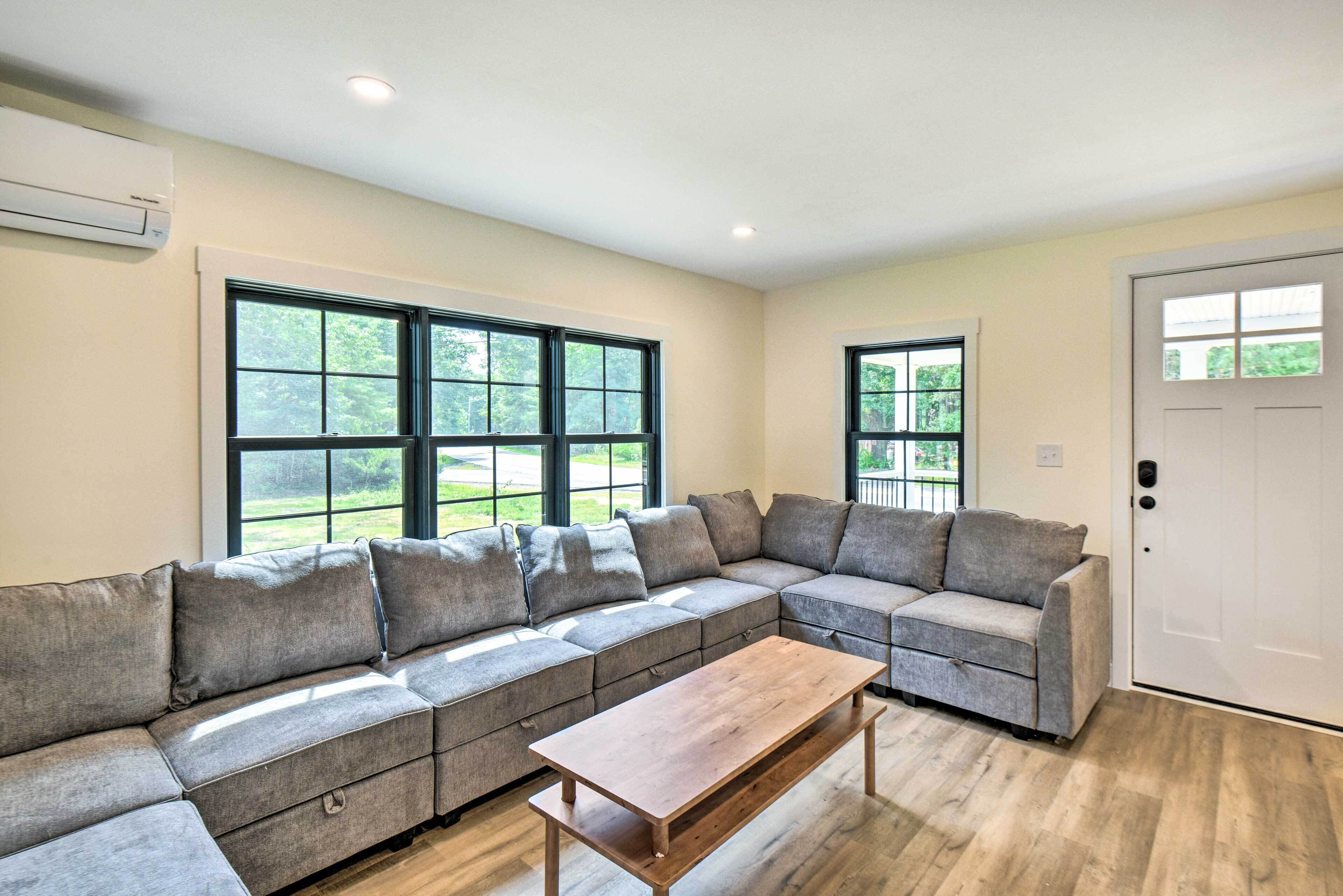 Cozy Wells Getaway w/ Porch - 4 Mi to Beach!