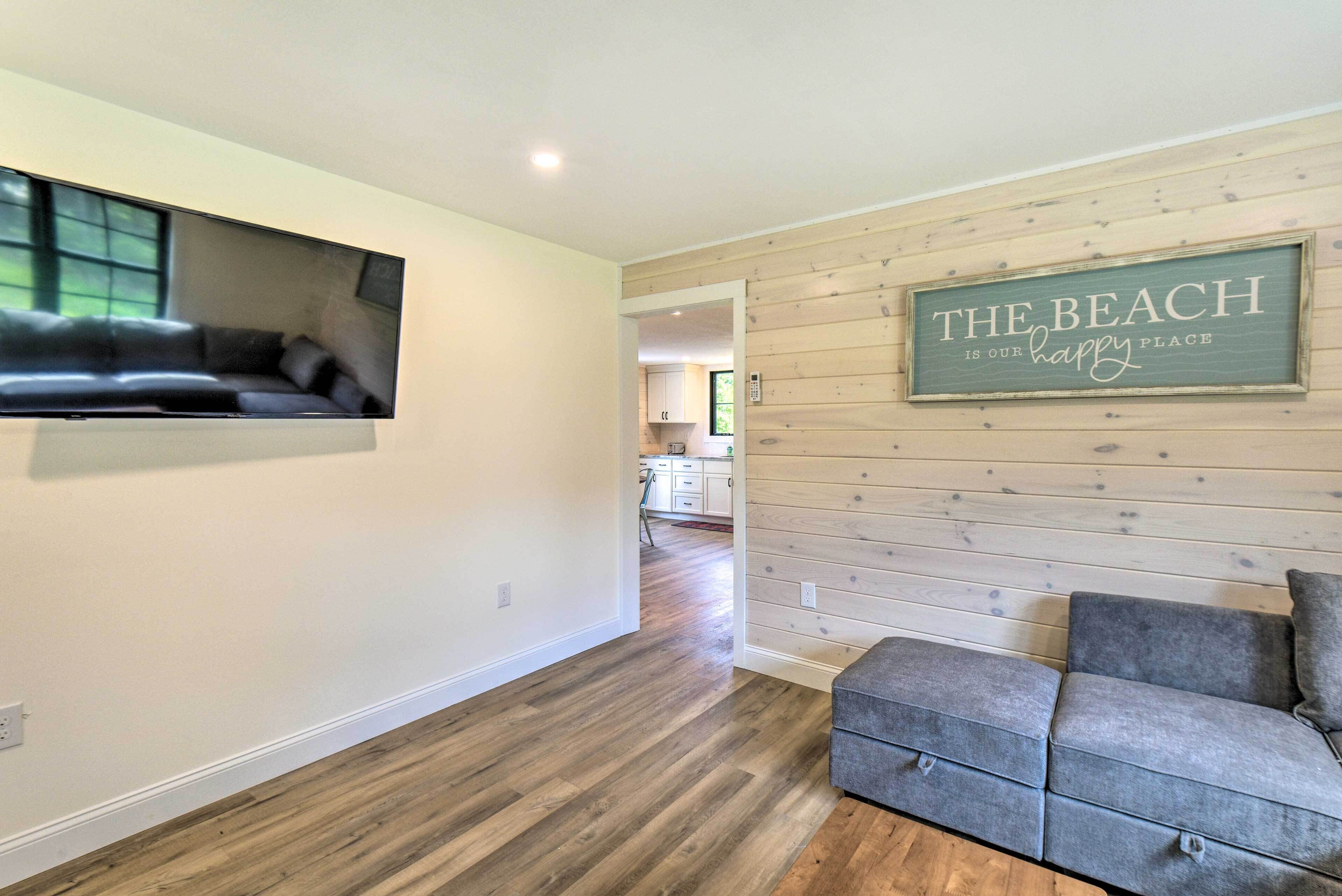 Cozy Wells Getaway w/ Porch - 4 Mi to Beach!