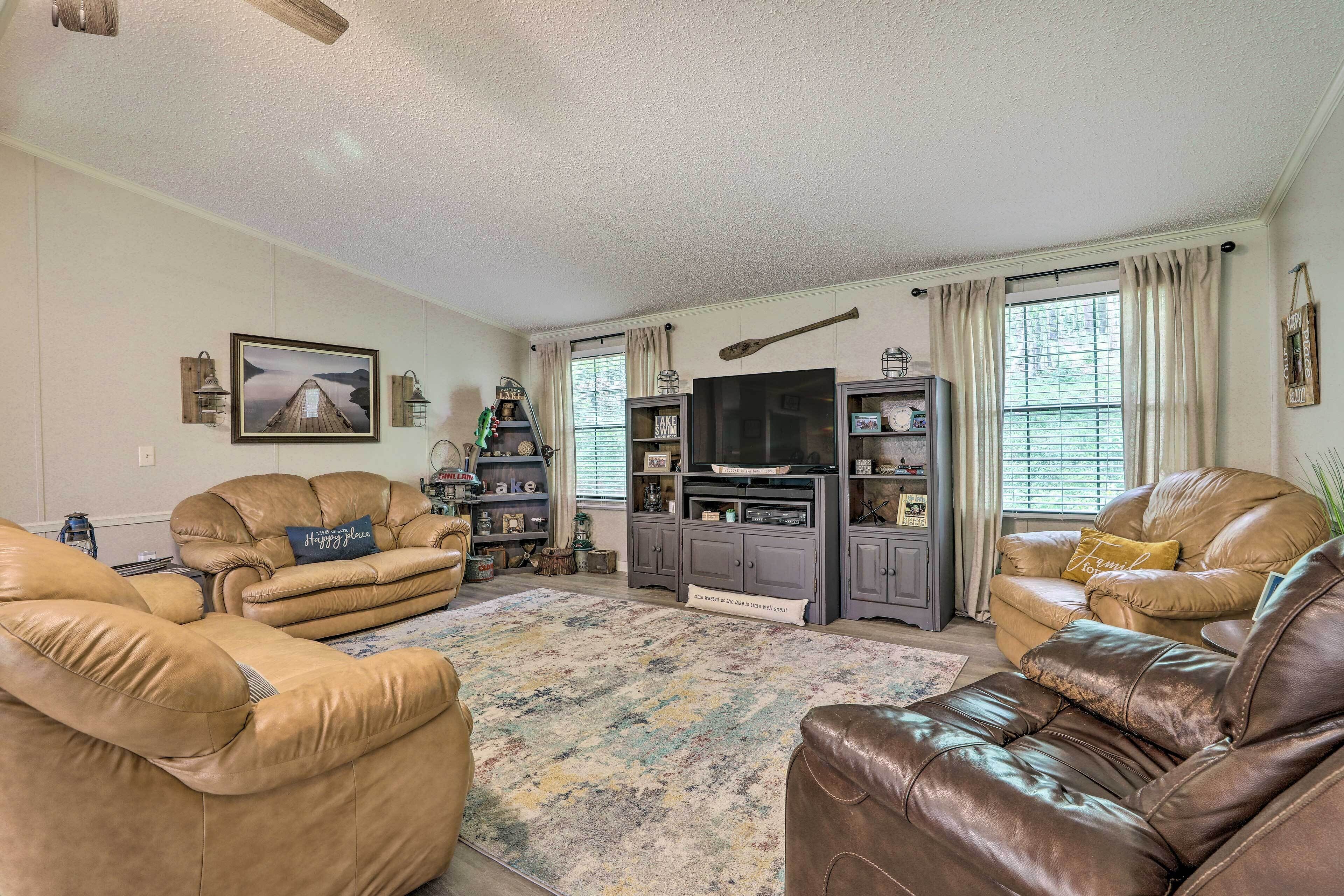 Lakeside Living: Sparta Retreat w/ Game Room!