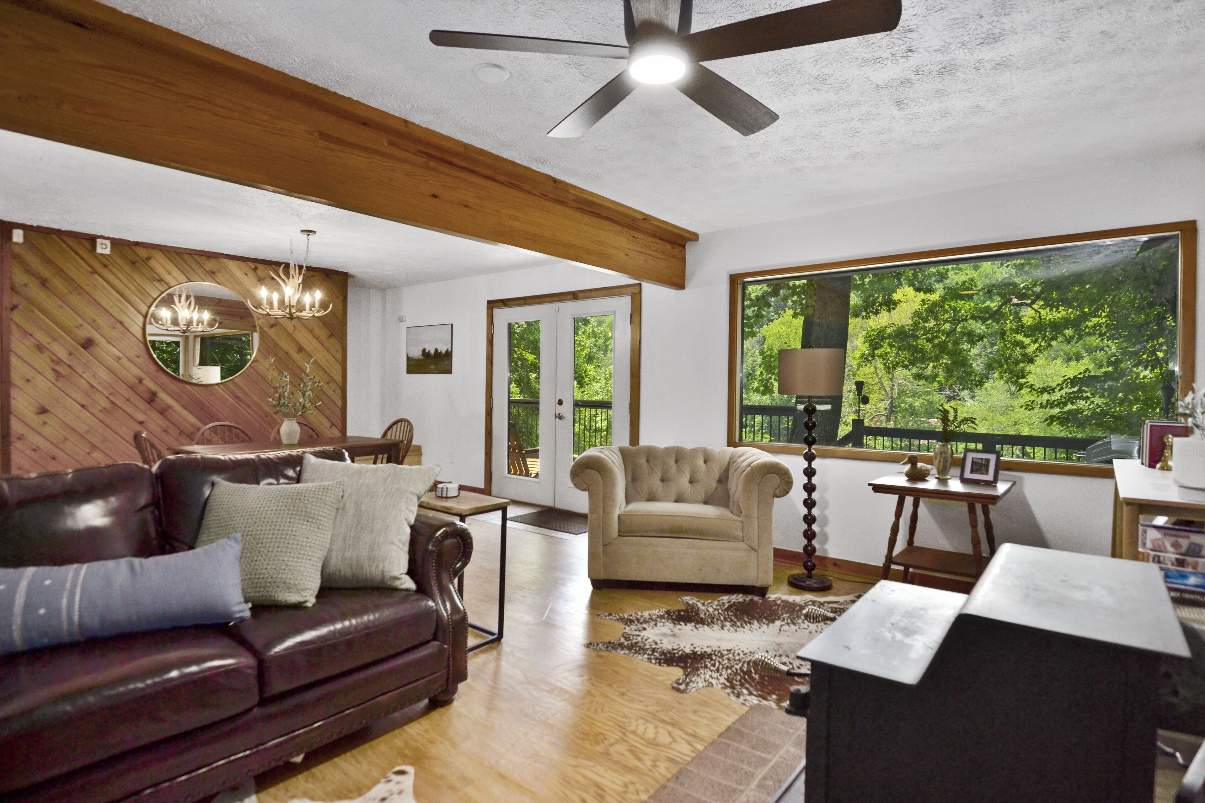 River Views & Access, Privacy, & Resort Amenities