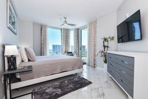 3 chambres, fer et planche à repasser, accès au Wi-Fi (inclus)