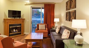 Télévision, cheminée