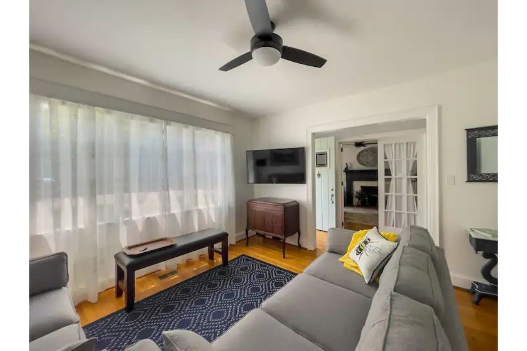 Mary's Place ❤ Bright 3BR with deck/private yard