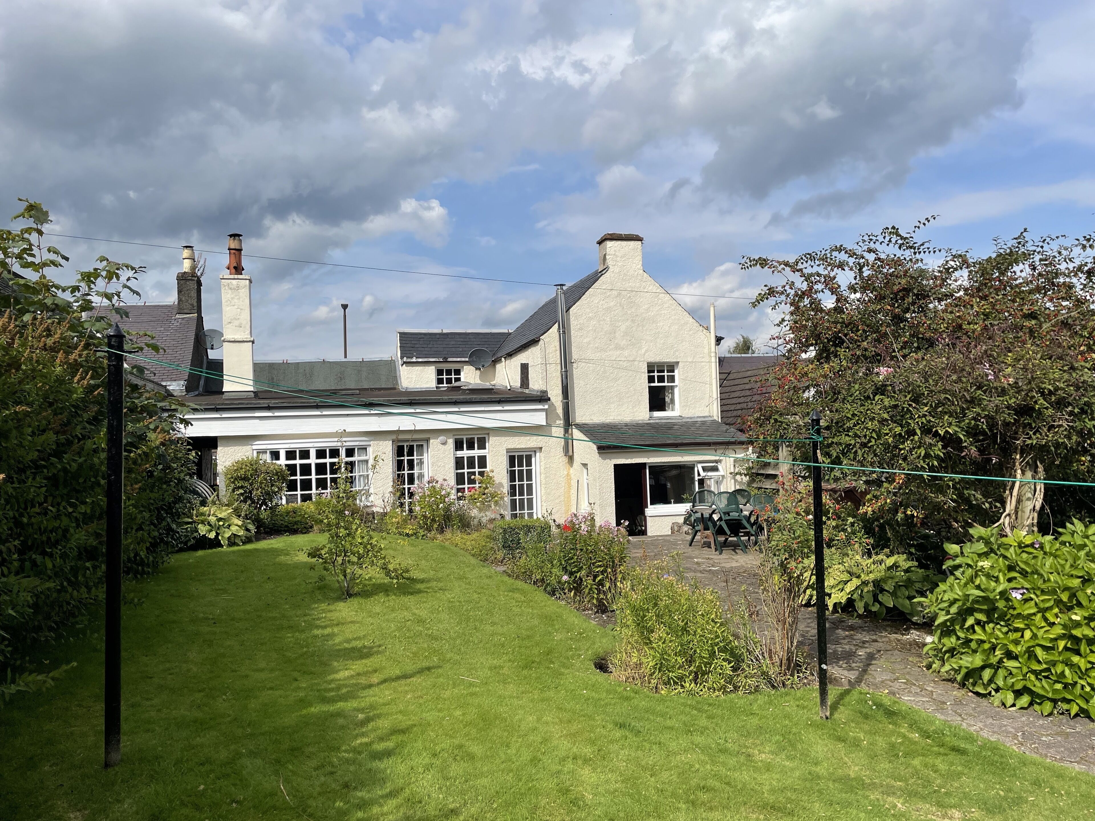 Country cottage in Central Scotland - close to mountains and lochs