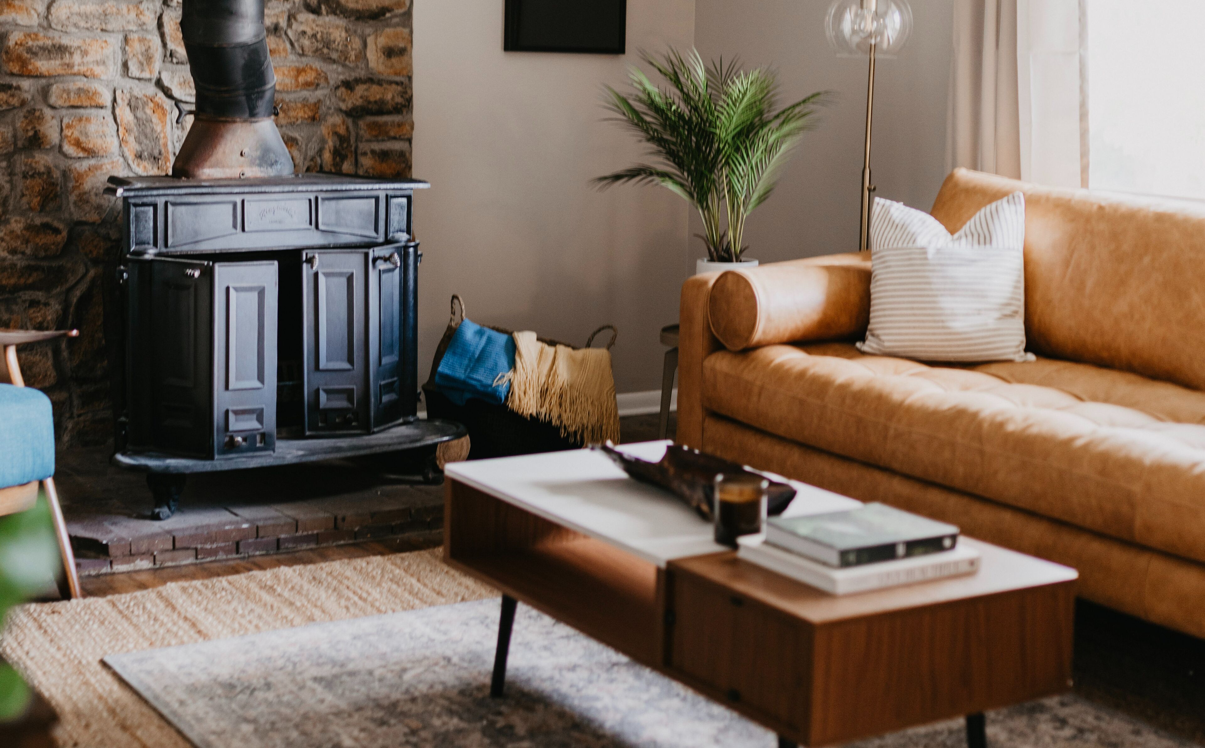 Cozy & Spacious 4BR Home | Wood-Burning Fireplace