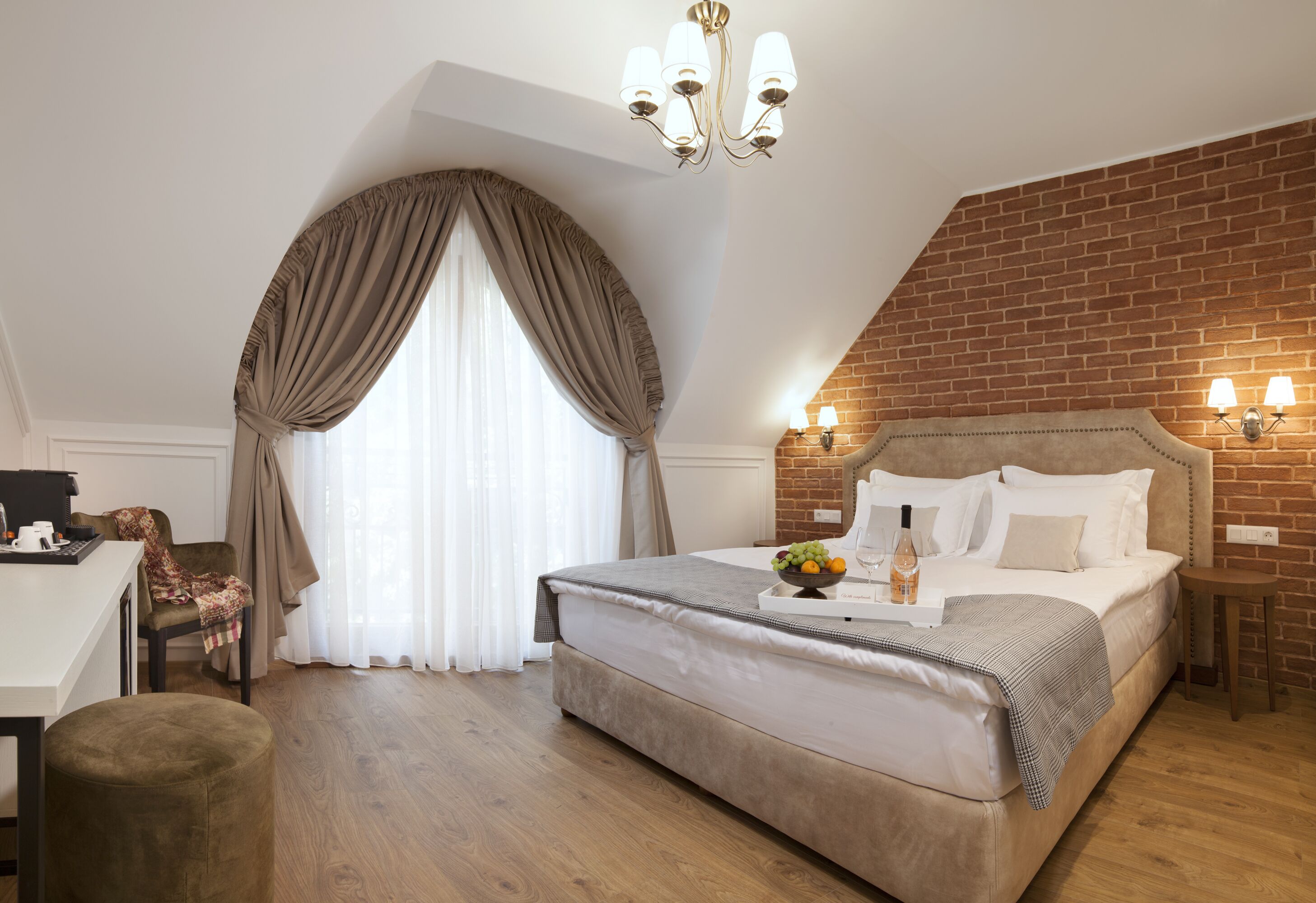 Ropa de cama de alta calidad, cubrecamas y colchones con efecto memoria 