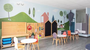 Children’s play area – indoor