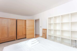 Unclassified image, 3 of 31, button - Cosy and Spacious 3 BD flat on Bermondsey St (London)