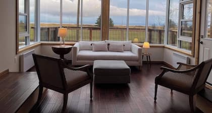 4-bedroom Homestead House in lovely Sandspit with Nordic Sauna onsite