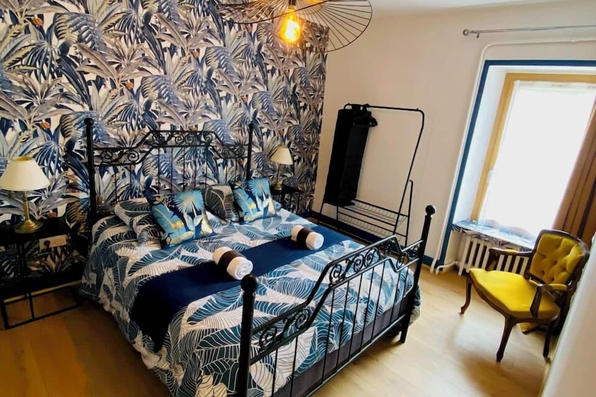 Comfort Double Room | Soundproofing, travel crib, free WiFi