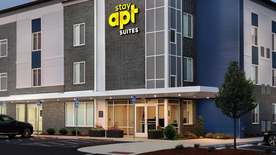 stayAPT Suites North Charleston