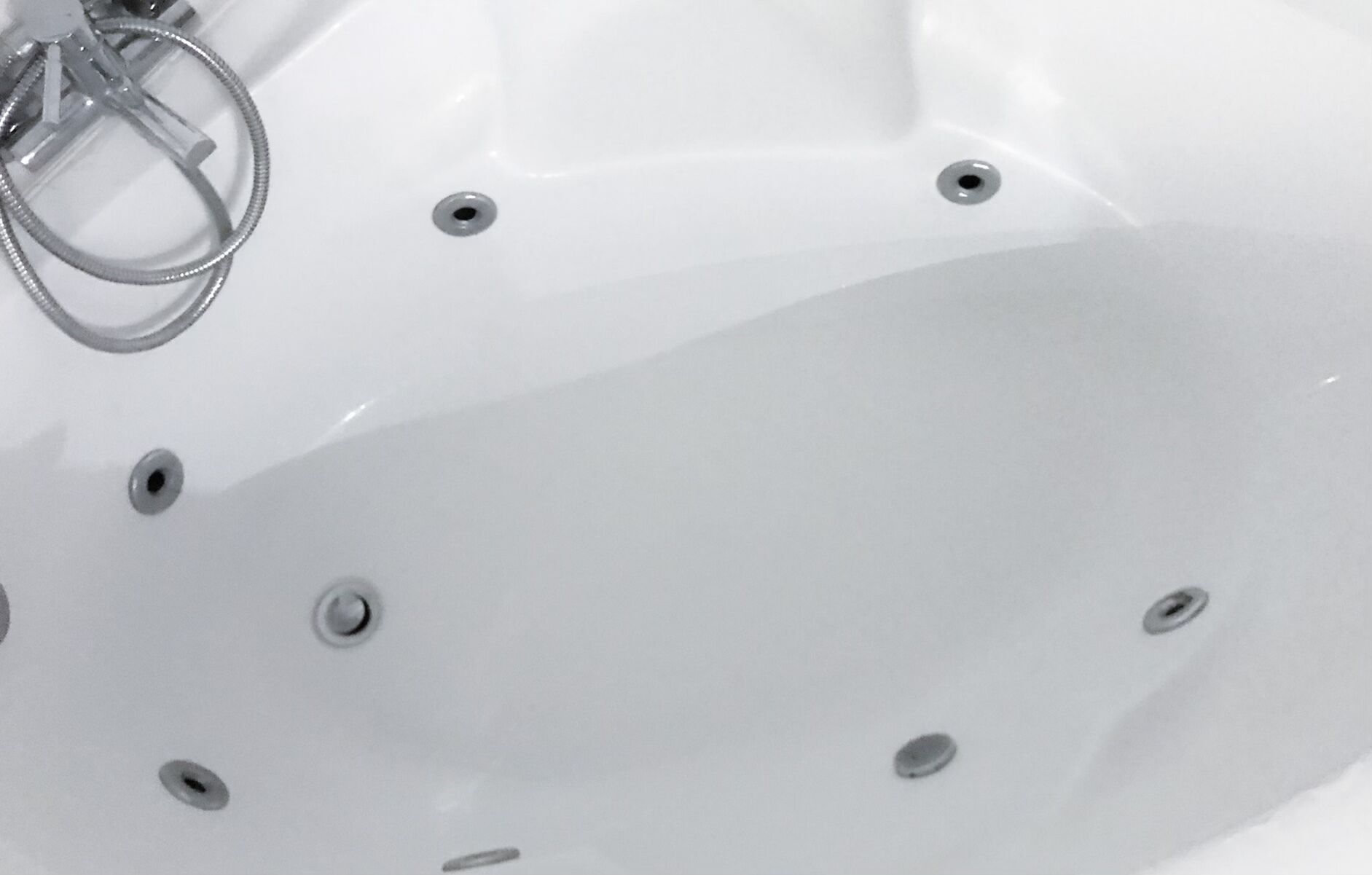 Balneo bath accommodation