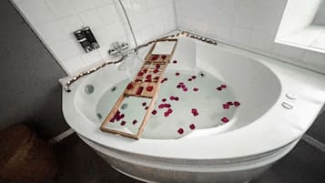 Badewanne, Whirlpool