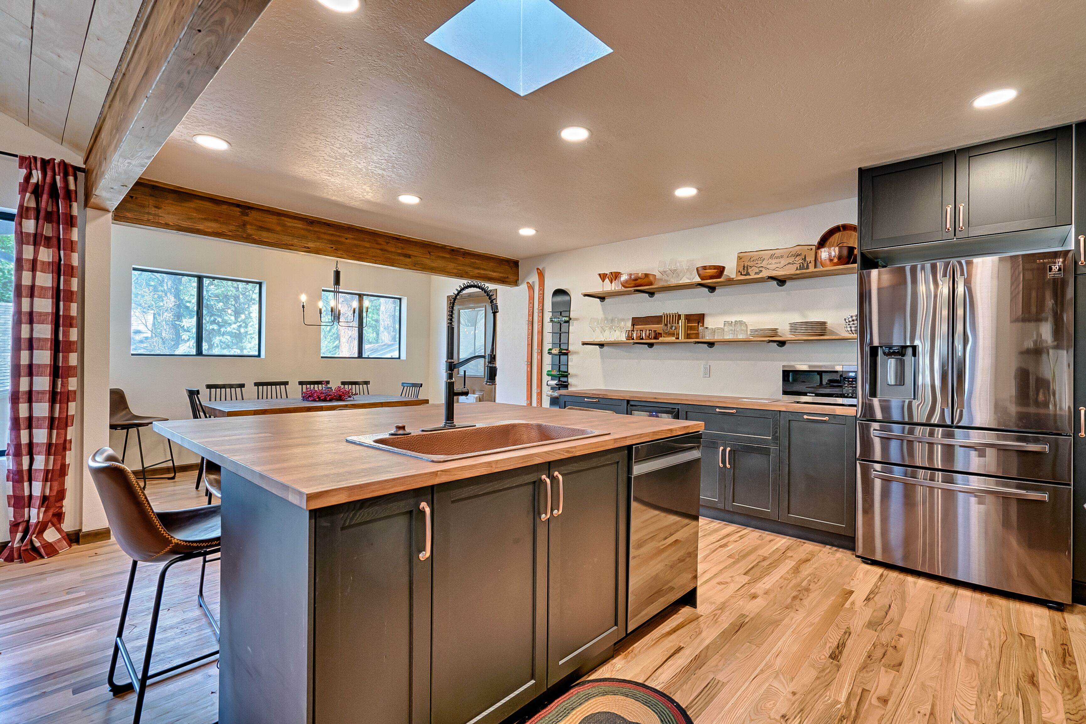 Knotty Moose Lodge- Flagstaff