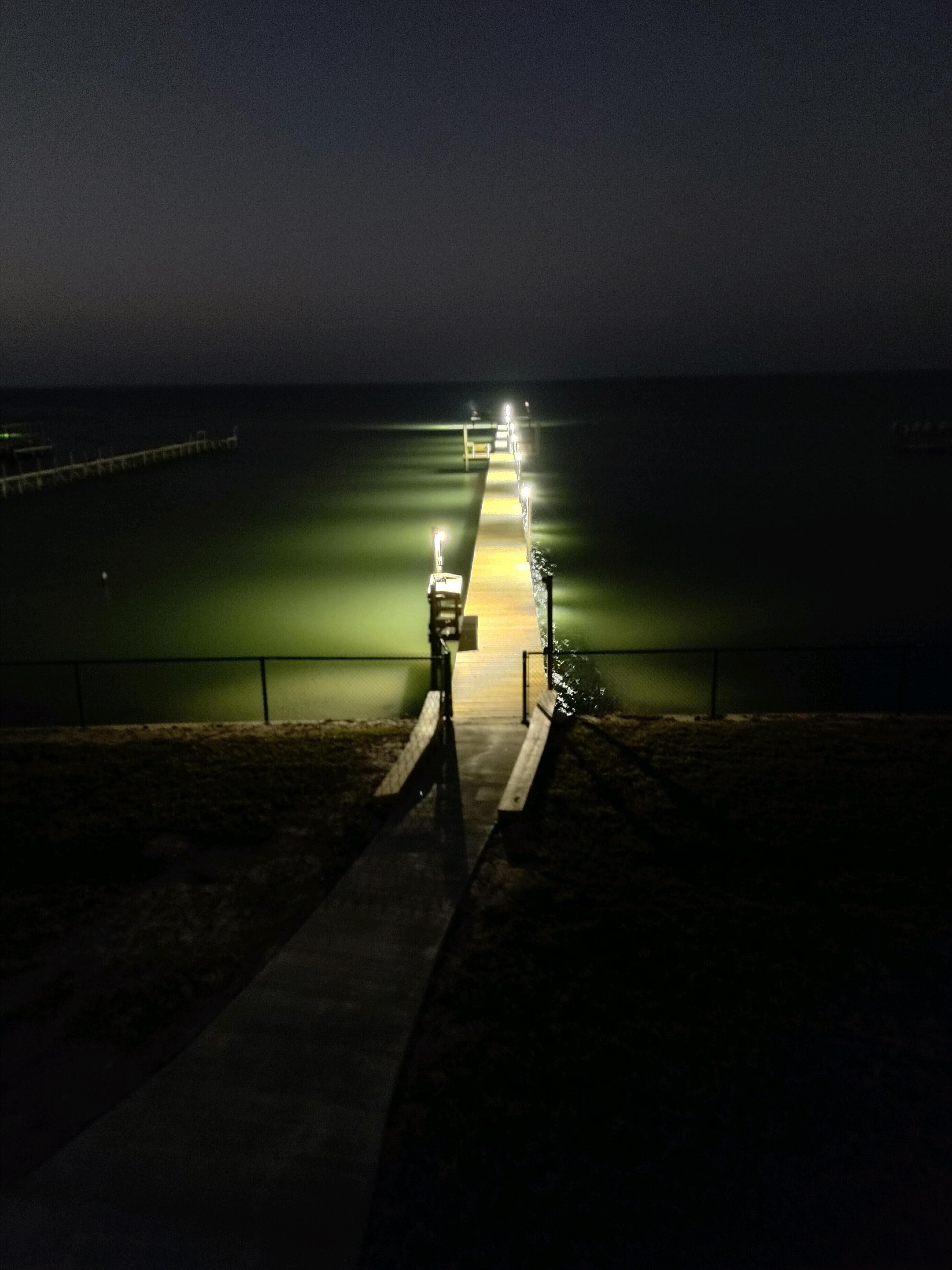 6 Bedroom, 4200 Ft. House with Private Pier! Dolphins, Fishing and Fun!!!