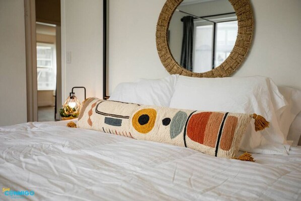 2 bedrooms, desk, free WiFi, bed sheets