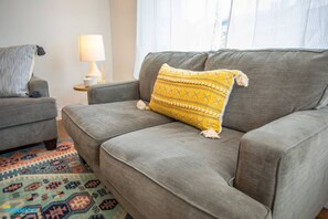 Smart TV, fireplace, books, offices