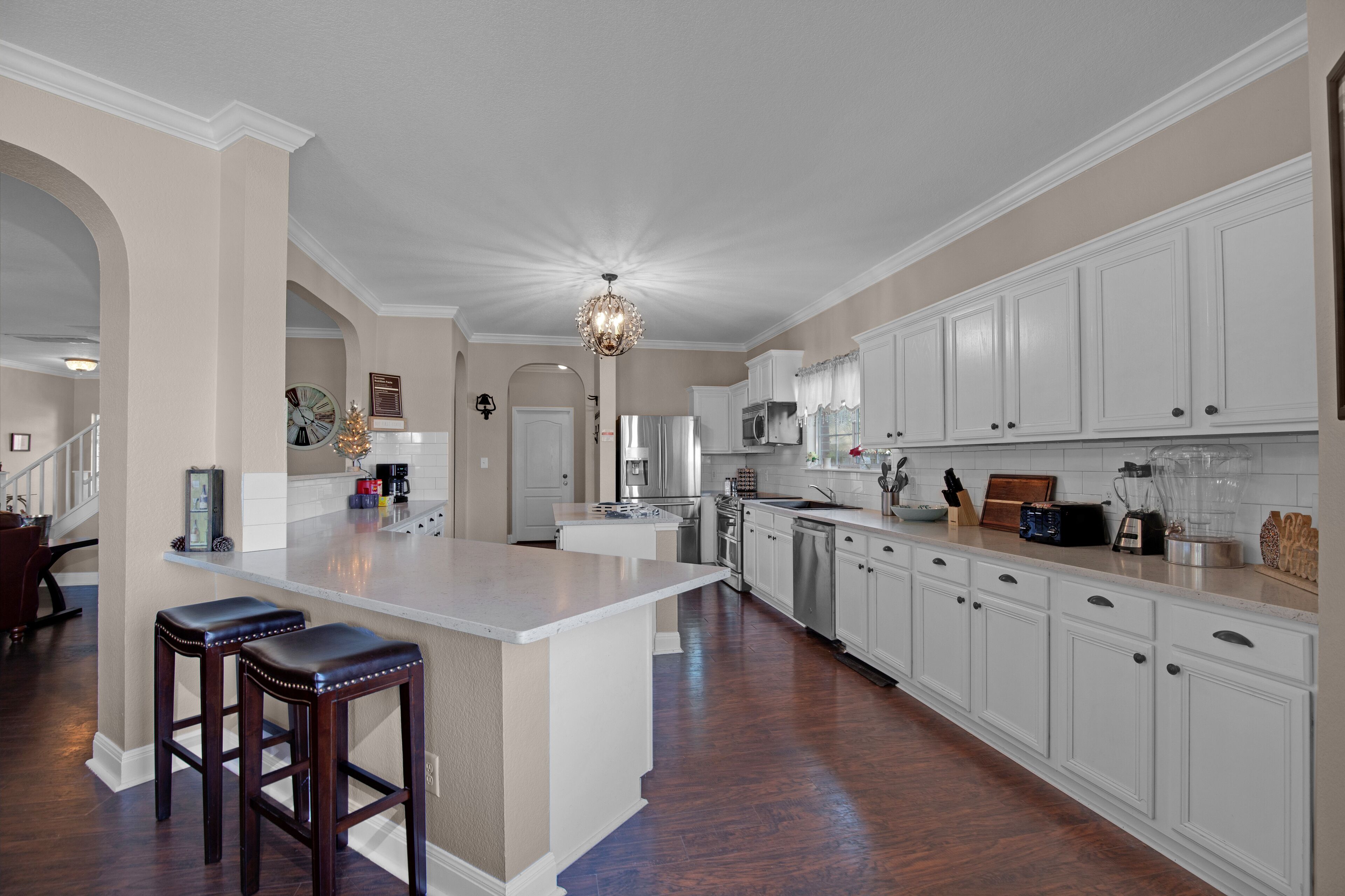 ♥Hot Spa♥Private Pool ♥ 5000 sft house ♥2 acre Yard♥Ranch ☀Secluded Countryside