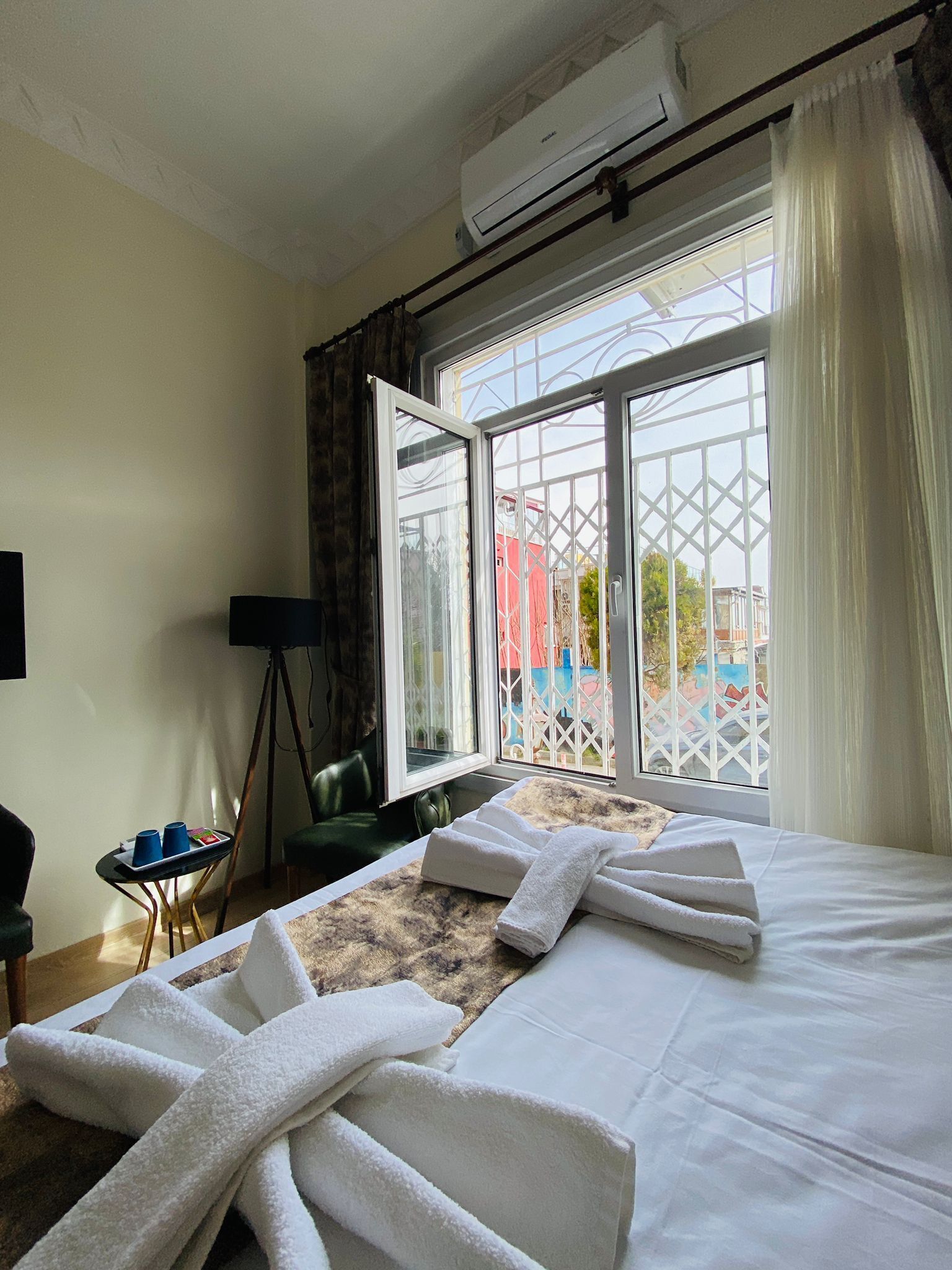 标准开间套房 | 城市景观