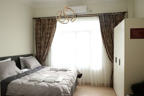Suíte estúdio standard | Roupas de cama premium, frigobar, escrivaninha