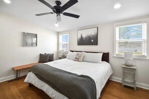 3 bedrooms, free WiFi, bed sheets