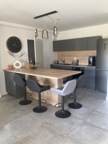 Seignosse Bourg, Superbe Appartement T4 Avec Terrasse et Jardin