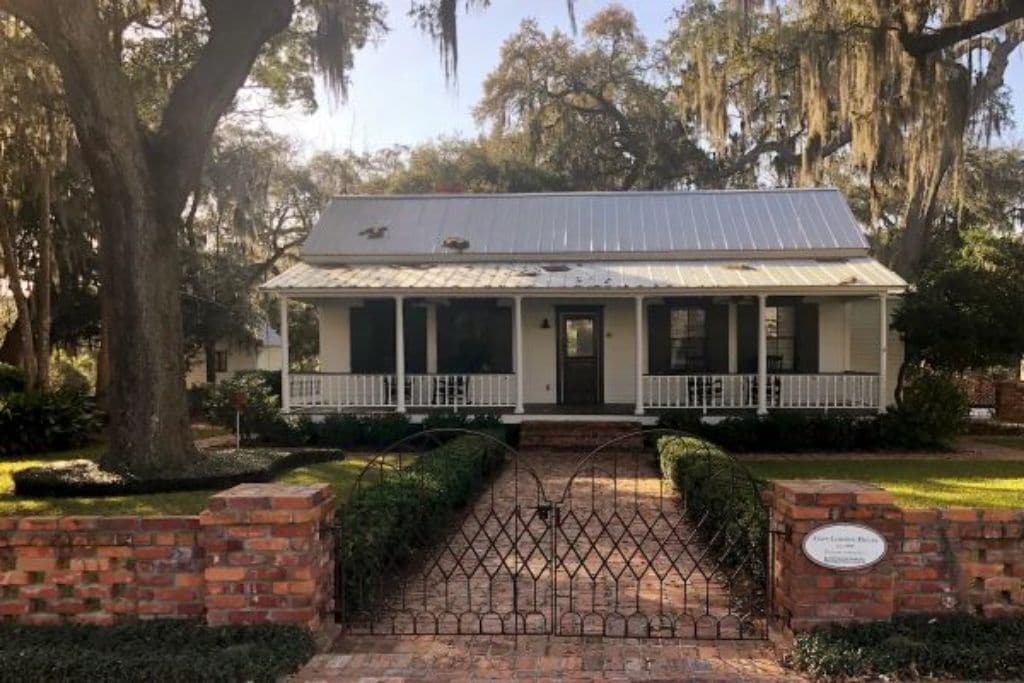 Historic River Cottage in the heart of Old Town Bluffton